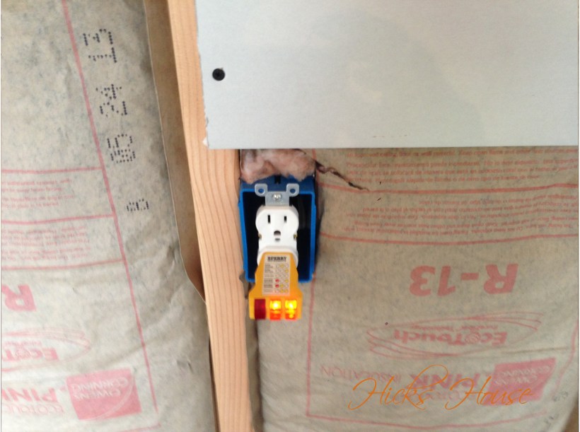 That orange light means it works!